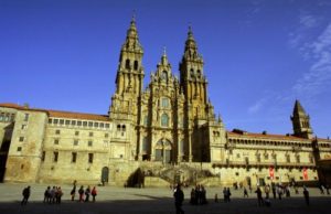 Plaza Del Obradoiro Y Fachada Barroca De La Catedral (Fotografía Cedida Por Turismo De Santiago) Plaza Del Obradoiro Y Fachada Barroca De La Catedral (Fotografía Cedida Por Turismo De Santiago)