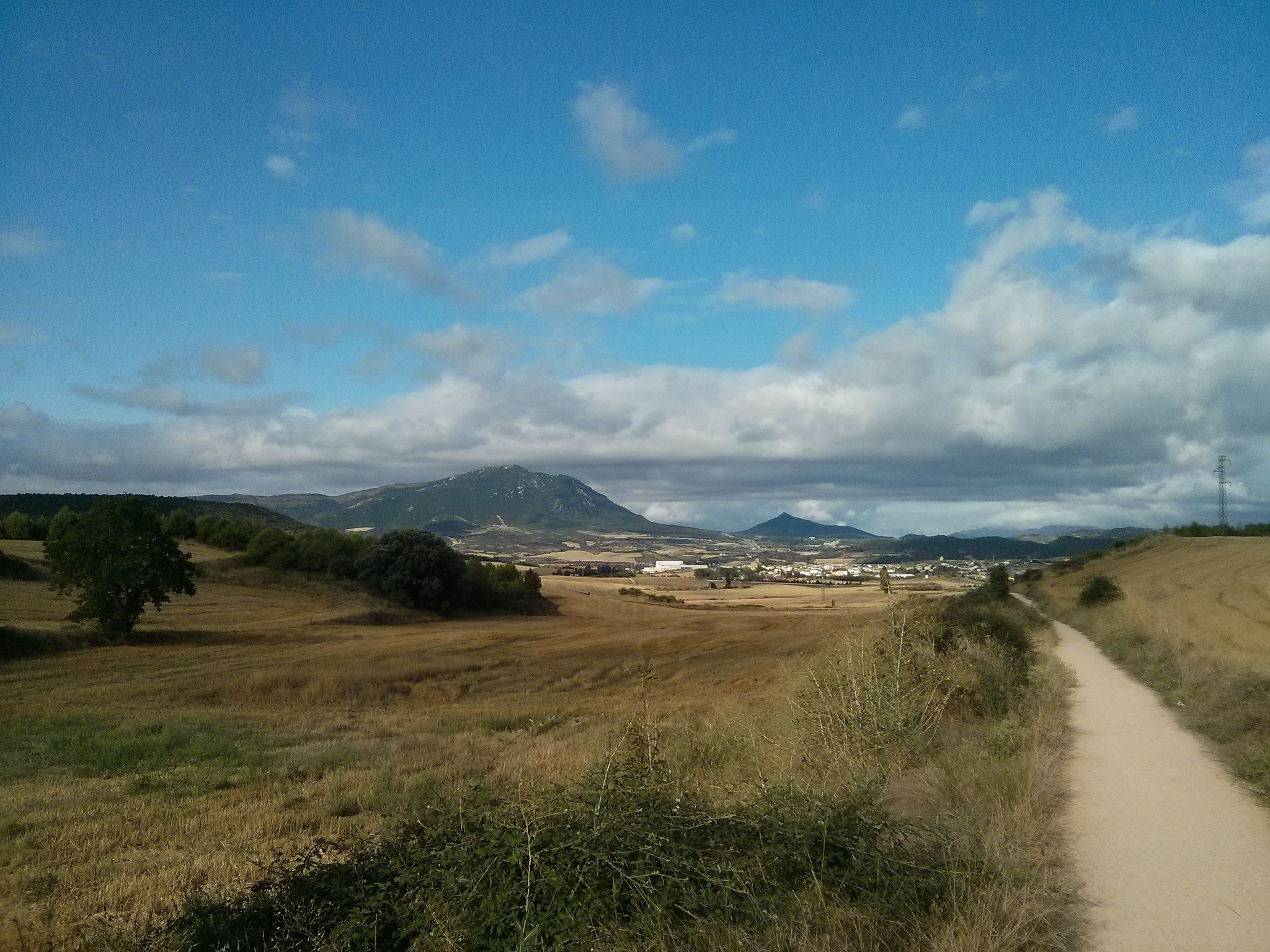 Etapa 3: De Pamplona A Estella 9 Camino De Puente La Reina A Estella