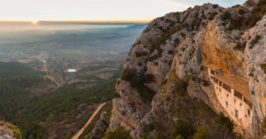 Vista De La Ermita De La Virgen De La Peña Desde La Parte Alta De La Sierra
