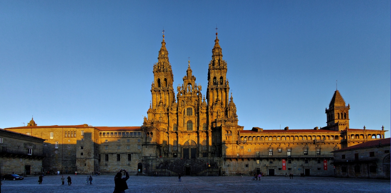 Plaza Del Obradoiro | Alquiler De Bicicletas Para El Camino De Santiago | Tournride