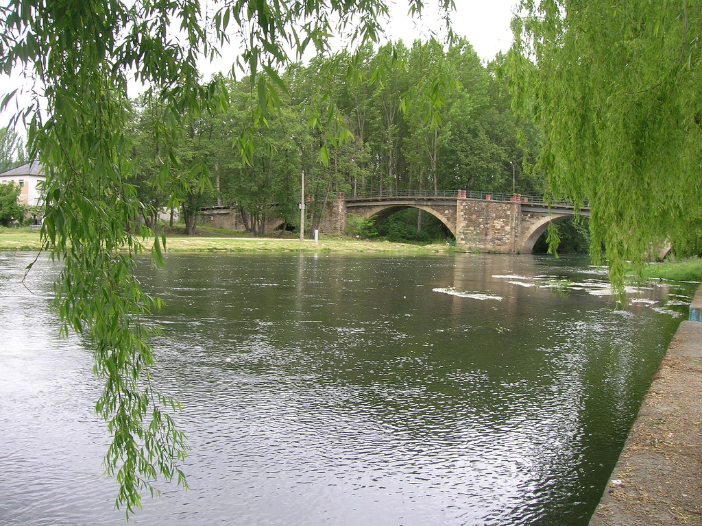 Puente Cacabelos | Alquiler De Bicicletas Para El Camino De Santiago | Tournride
