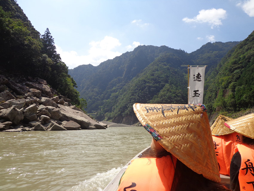 쿠마노 코도와 산티아고 순례길 2 Rio Kumano | 산티아고 순례길을 위한 자전거 대여 | 투른라이드