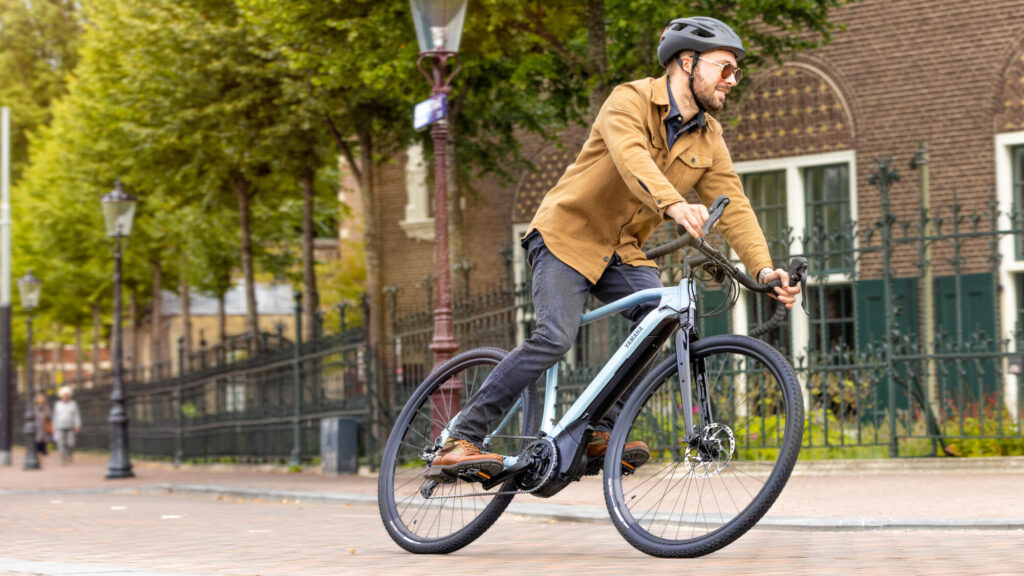 Yamaha Wabash Gravel Rt 3 2022 Yamaha Wabash Rt Eu Blue Steel Action 006 03 | Aluguer Bicicletas &Amp; E-Bikes - Caminho De Santiago Espanha/Portugal