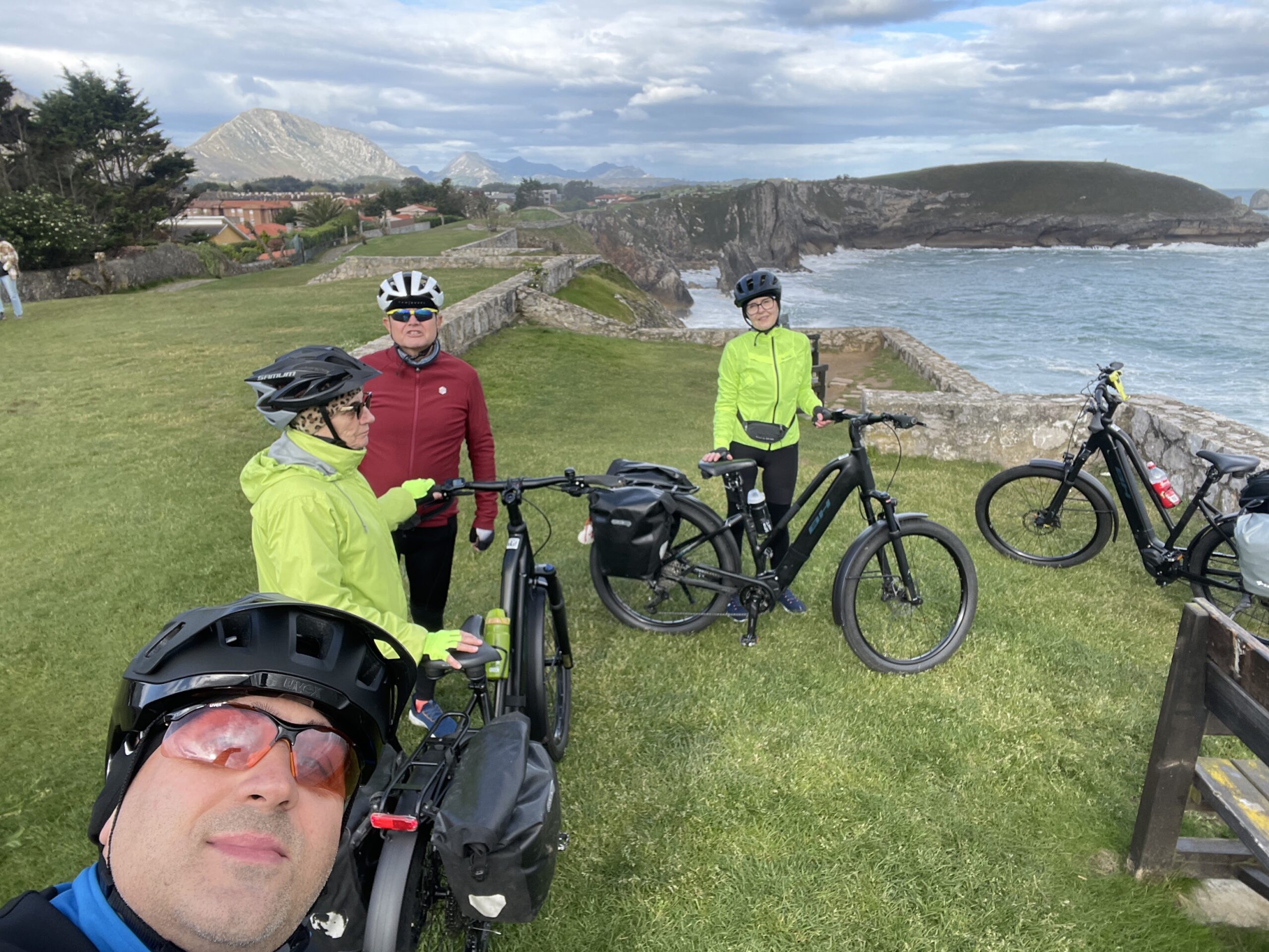 Tournride Pilgrims On Bh Atom E-Bikes At A Cantabrian Viewpoint On The Camino Del Norte