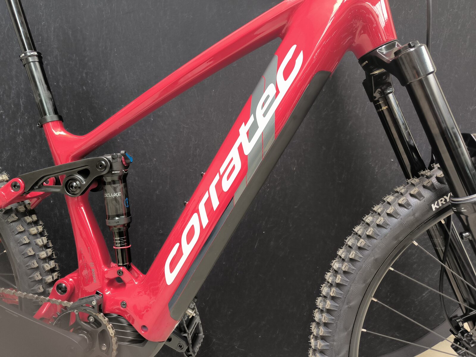 Corratec E-Power Rs160 — Limited Edition 2 Red Corratec E-Power Rs160 Frame With Rockshox Fork And Rear Shock